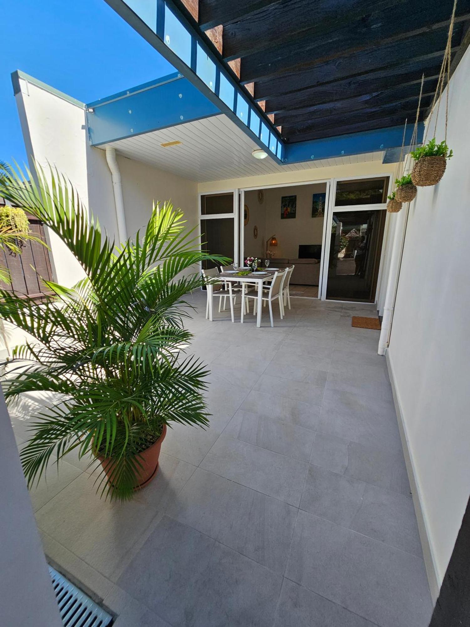 Cozy House In A Private Complex Villa Paea Dış mekan fotoğraf